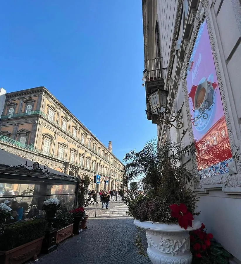 Casa Mires Apartment Naples